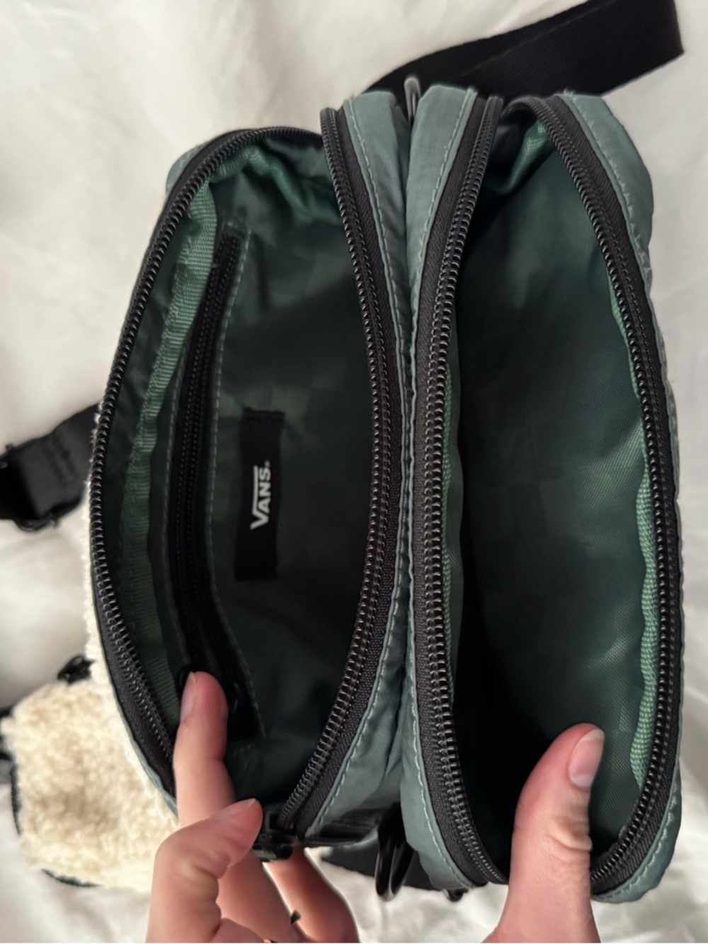 vans quilted teal grey purse with sherpa - Picture 4 of 7